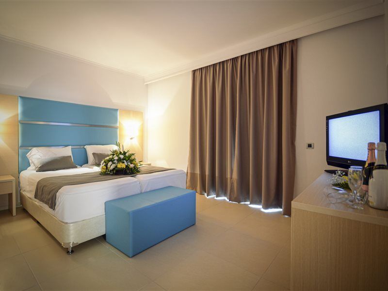 Aegean Blu Hotel & Apartments コス・タウン エクステリア 写真