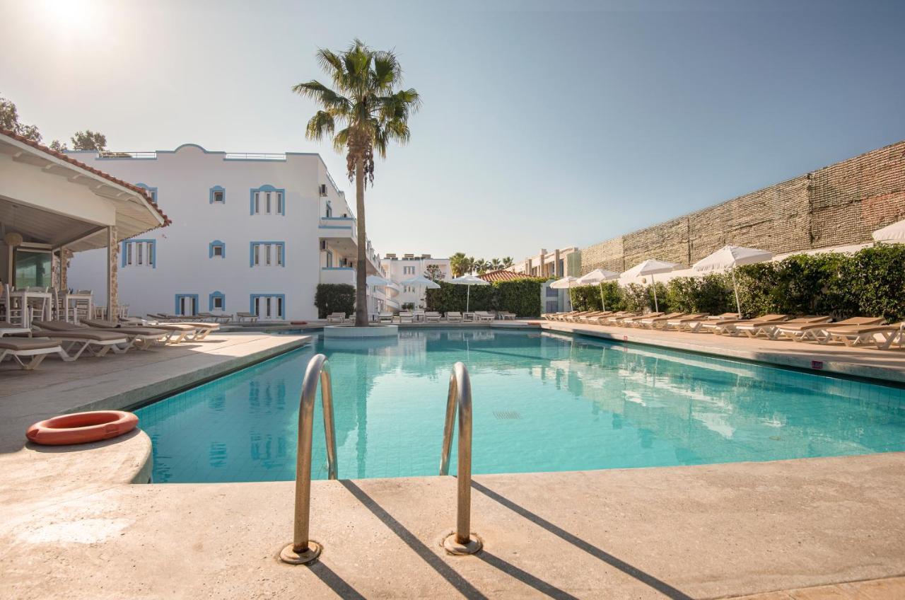 Aegean Blu Hotel & Apartments コス・タウン エクステリア 写真
